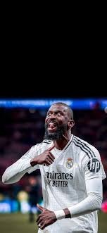 不莱梅德日混血门将巴克豪斯：还未考虑好代表国家